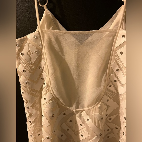 French Connection Shift Dress with beautiful detail - Picture 4 of 4